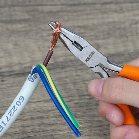 Hochwertige Mini-Spitzzange für PVC-Rohre | KSEIBI