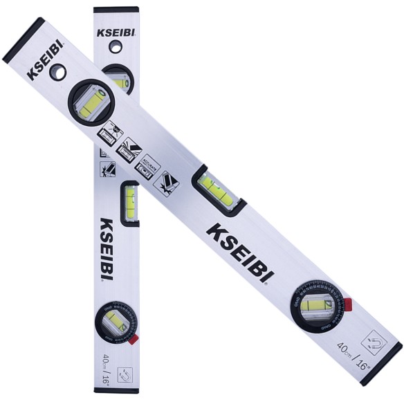 Livella a bolla magnetica con tre livelle avm 3 per una precisione assoluta | KSEIBI