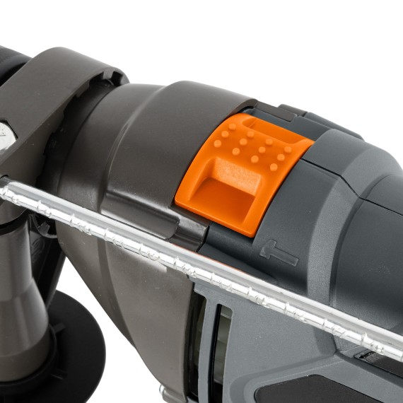 Taladro de impacto 13mm KSB 900 D, potente y duradero | KSEIBI