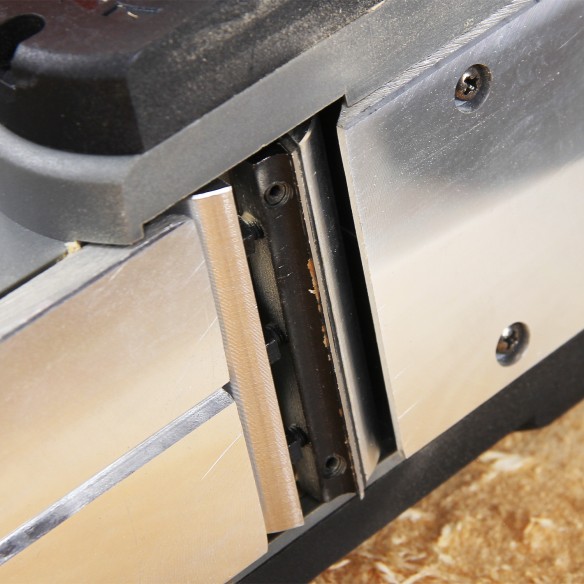 Elektrischer Hobel 82 Mm 710 W - Effiziente Holzbearbeitung | KSEIBI