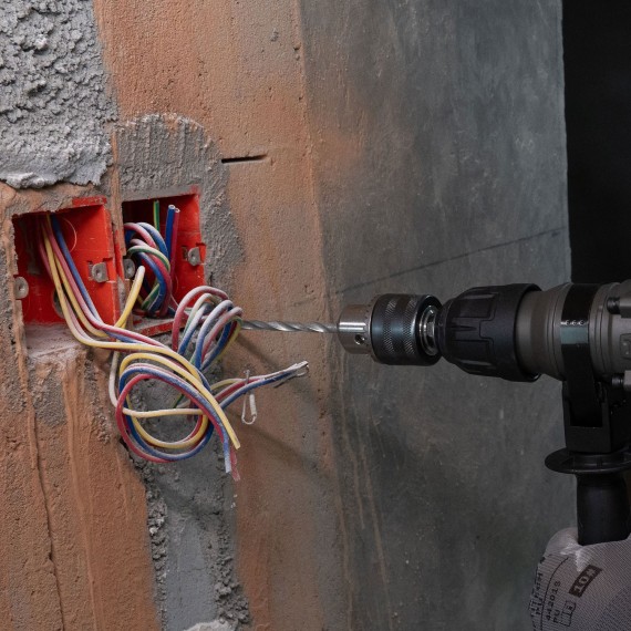 Hochwertiges Bohrfutter mit Schlüssel für präzises Arbeiten | KSEIBI