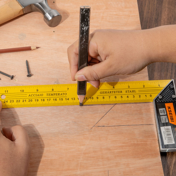 Carpenter Square - Precision Woodworking Measuring Tool | KSEIBI