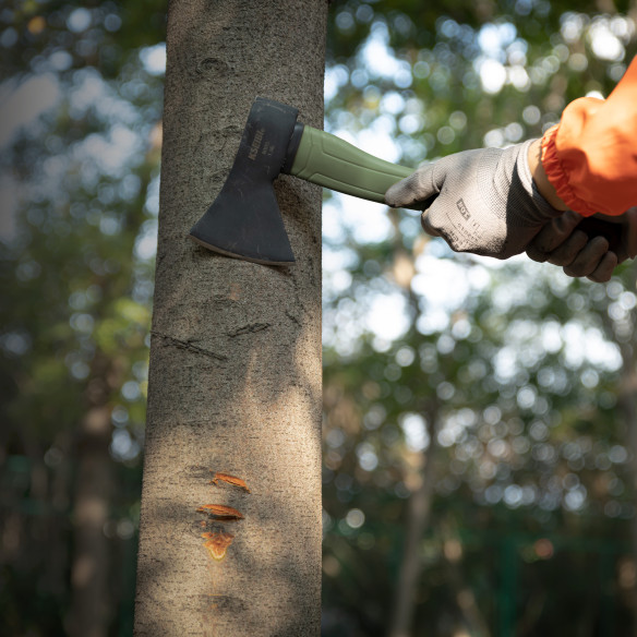Ascia in vetroresina 600 g - resistente e leggera | KSEIBI